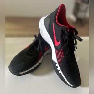 Nike Black and Red Sneakers size 8.5 CW 3403-004